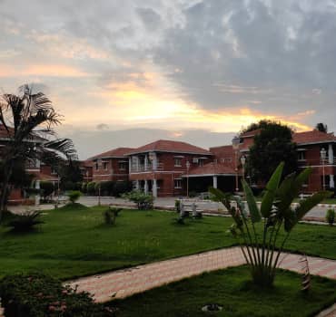 Yatri Nivas Guest House