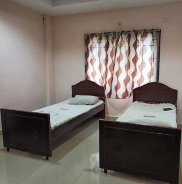Yatri Nivas Guest House